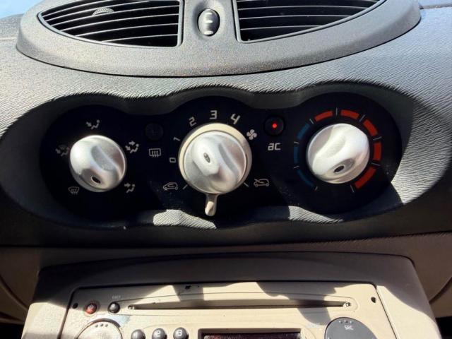 Renault Twingo image 8