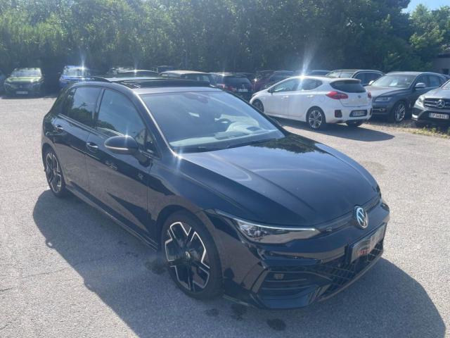 Volkswagen Golf image 2