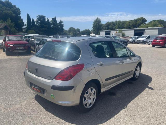 Peugeot 308 image 3