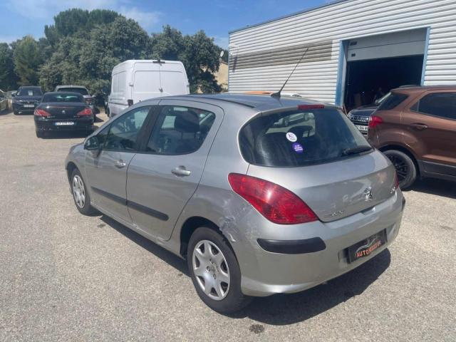 Peugeot 308 image 6
