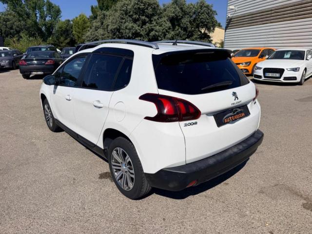 Peugeot 2008 image 5