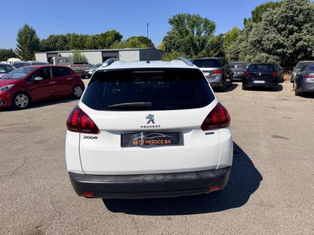 Peugeot 2008 image 6