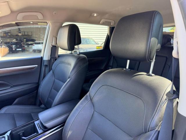 Renault Koleos image 2
