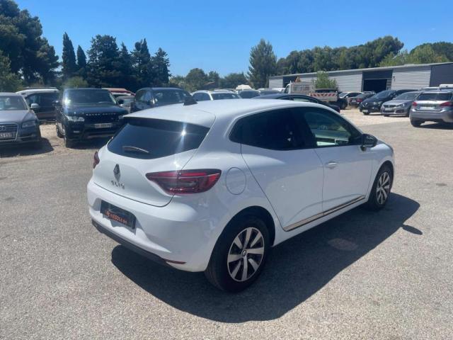 Renault Clio image 8