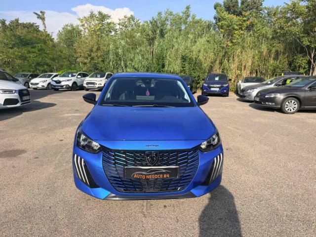 Peugeot 208 image 9