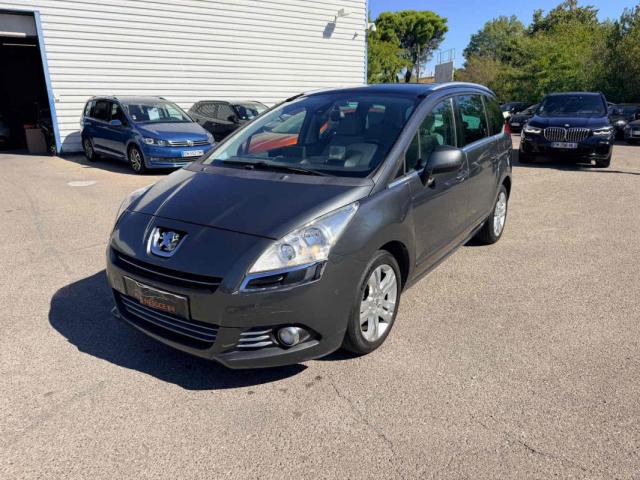 Peugeot 5008 1.6 Hdi 112 Premium Pack