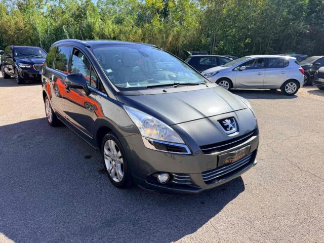 Peugeot 5008 image 4