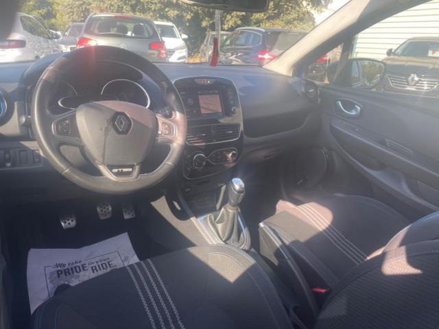 Renault Clio image 9