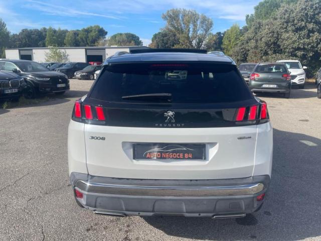 Peugeot 3008 image 2