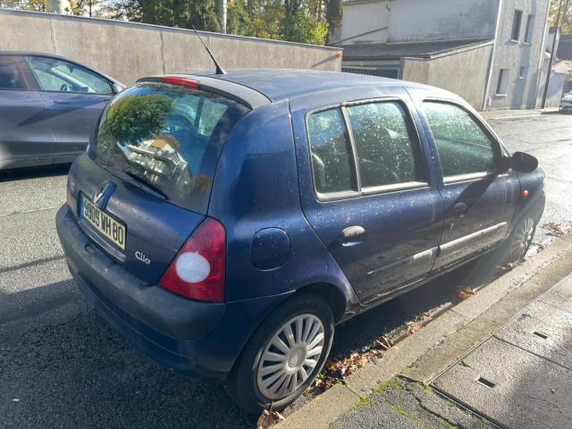 Renault Clio image 8