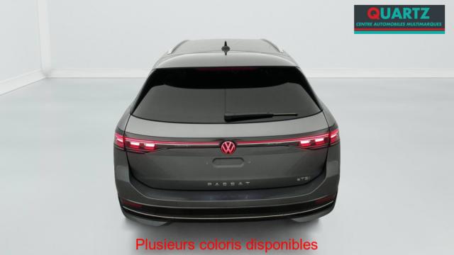 Volkswagen Passat image 9
