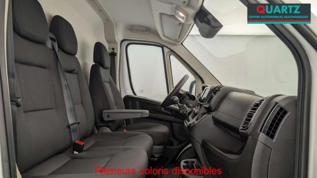 Peugeot Boxer image 2