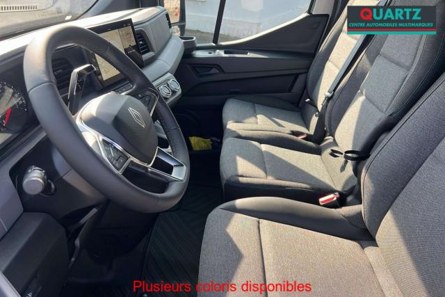 Renault Master image 8