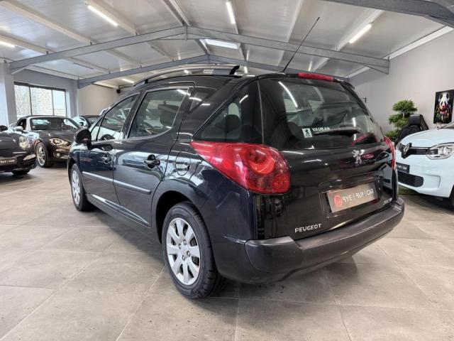 Peugeot 207 image 3