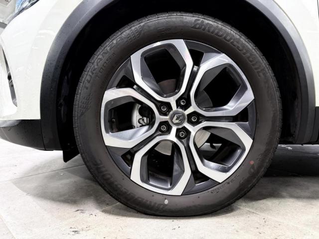 Renault Captur image 8