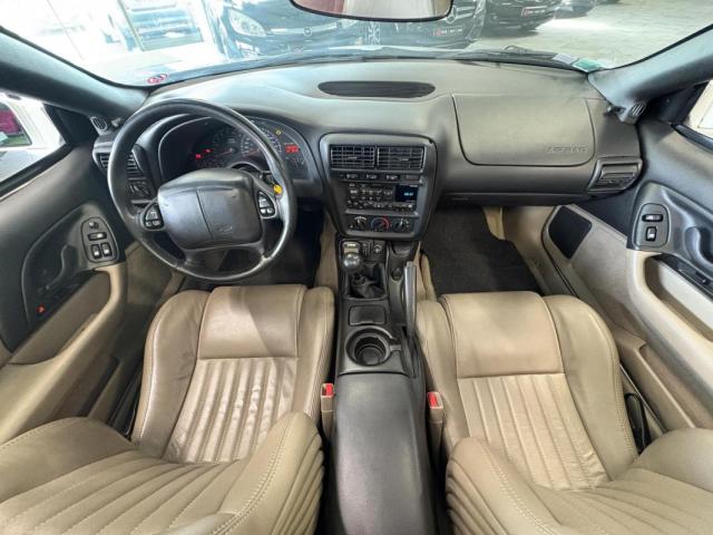 Chevrolet Camaro image 3