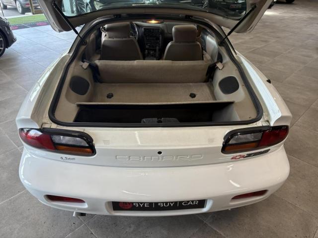 Chevrolet Camaro image 5