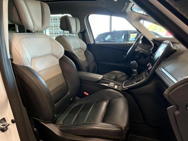 Renault Scénic image 1