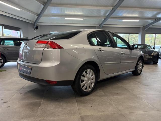 Renault Laguna image 1