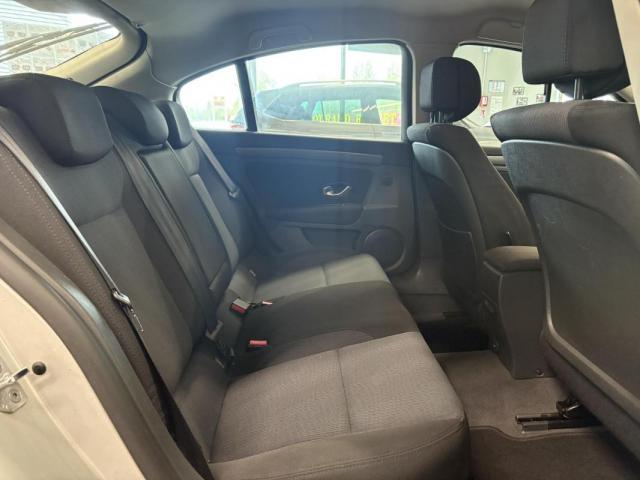 Renault Laguna image 4