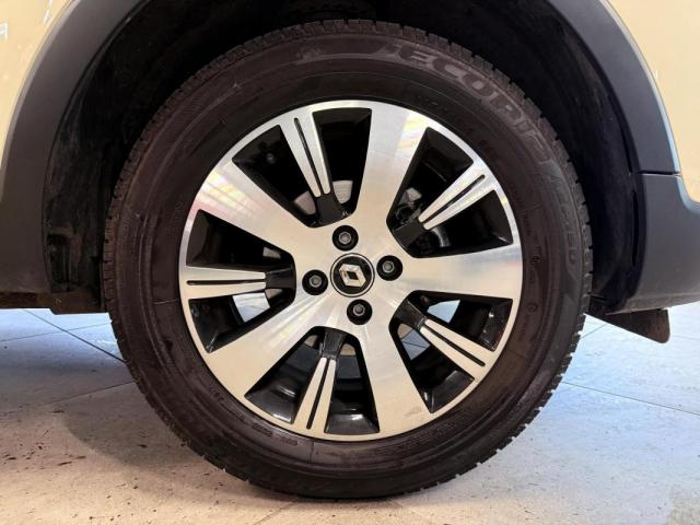 Renault Captur image 1