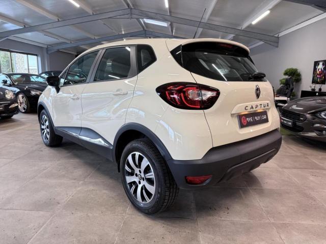 Renault Captur image 2