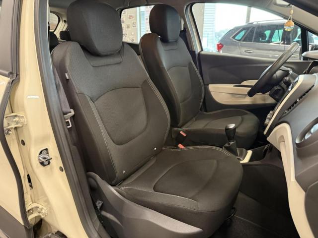 Renault Captur image 8