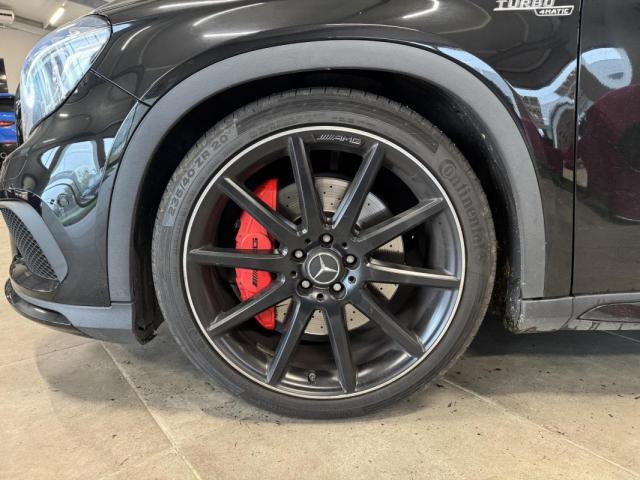 Mercedes Benz Gla image 8