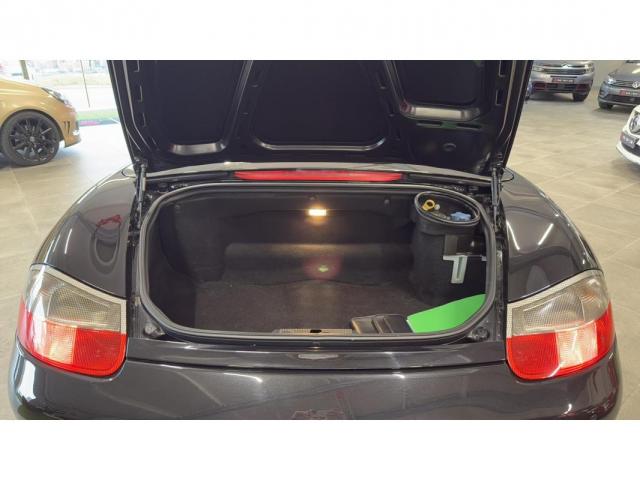 Porsche Boxster image 2
