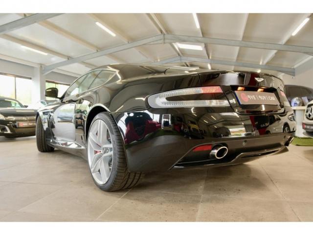 Aston Martin Virage image 8