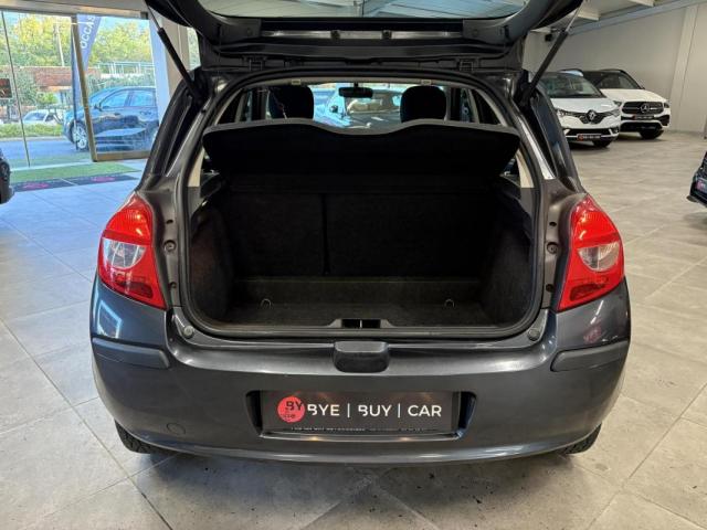 Renault Clio image 9