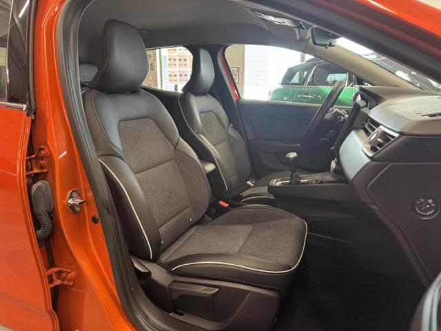 Renault Clio image 8