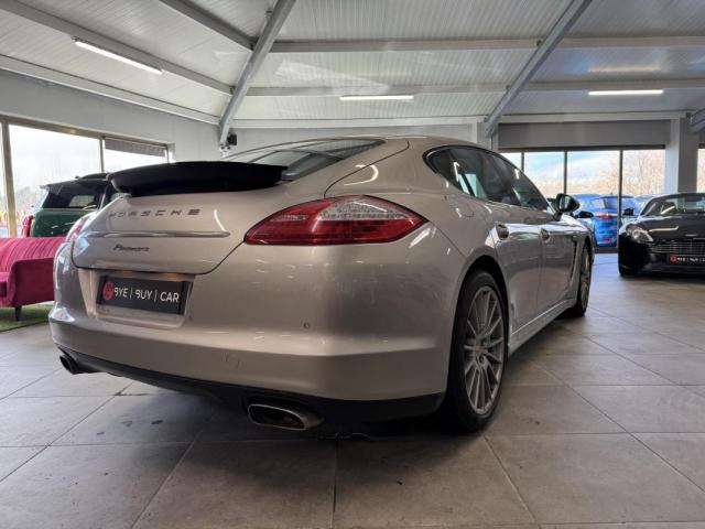 Porsche Panamera image 3
