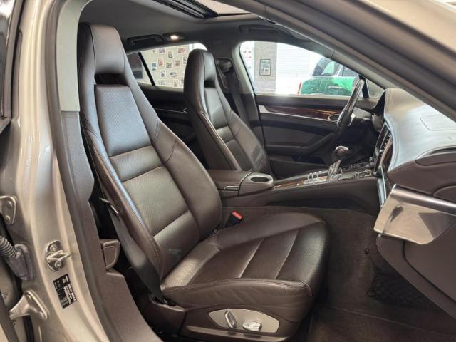 Porsche Panamera image 6