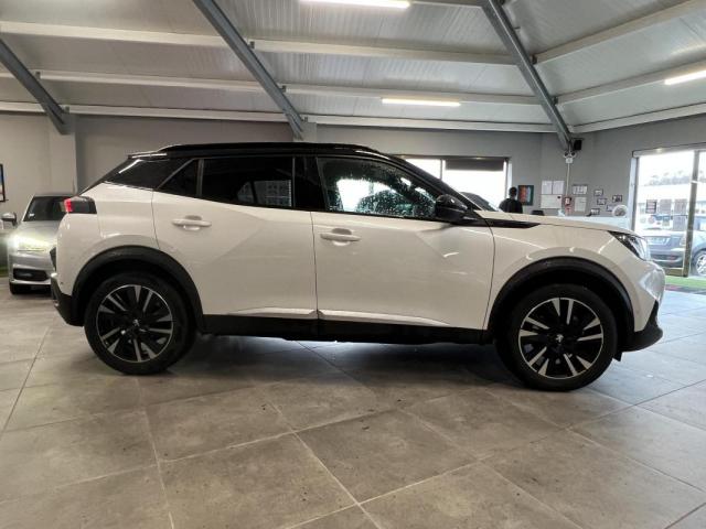 Peugeot 2008 image 3