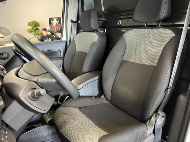 Renault Kangoo image 4