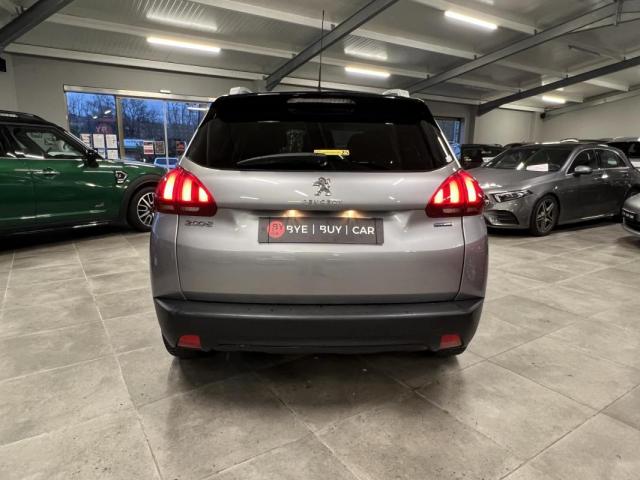 Peugeot 2008 image 3