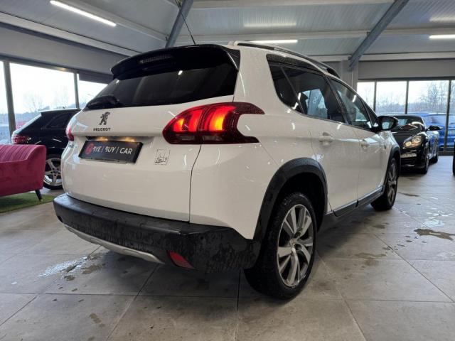 Peugeot 2008 image 8