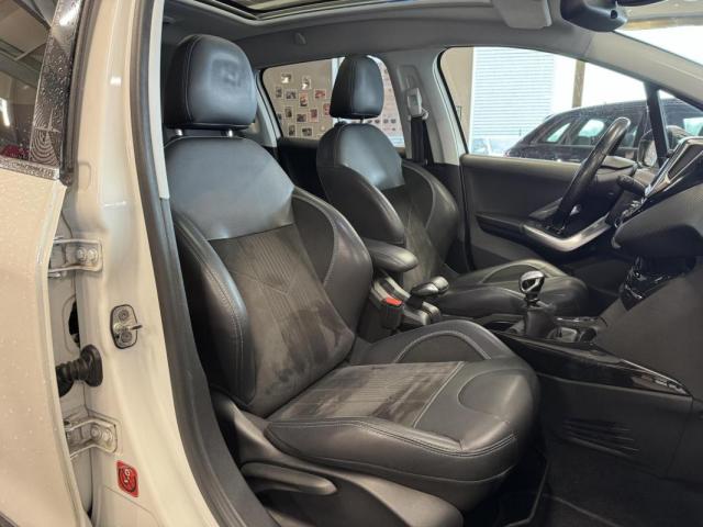 Peugeot 2008 image 6