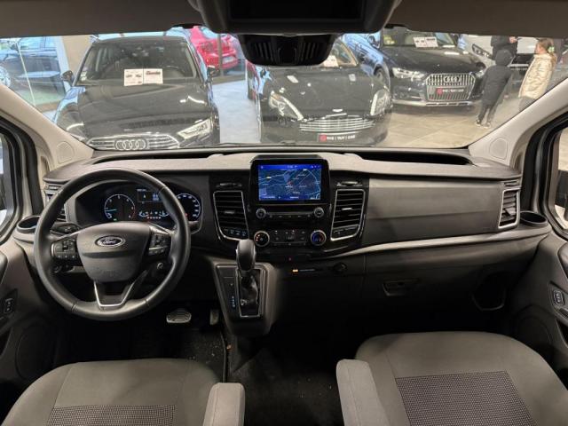 Ford Transit Custom image 8