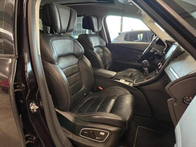 Renault Scénic image 1