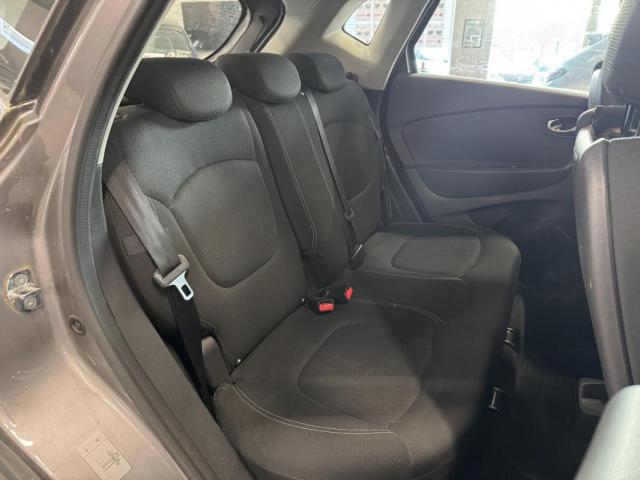 Renault Captur image 2