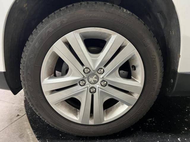 Peugeot 2008 image 3