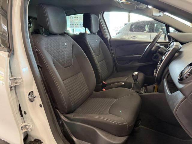 Renault Clio image 1