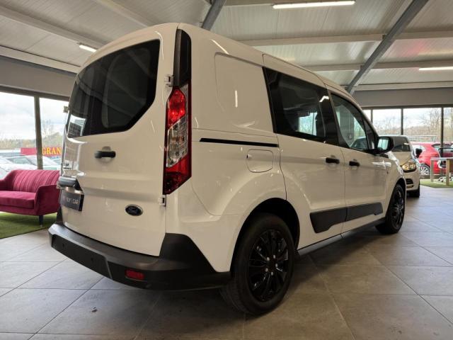 Ford Transit Connect image 2
