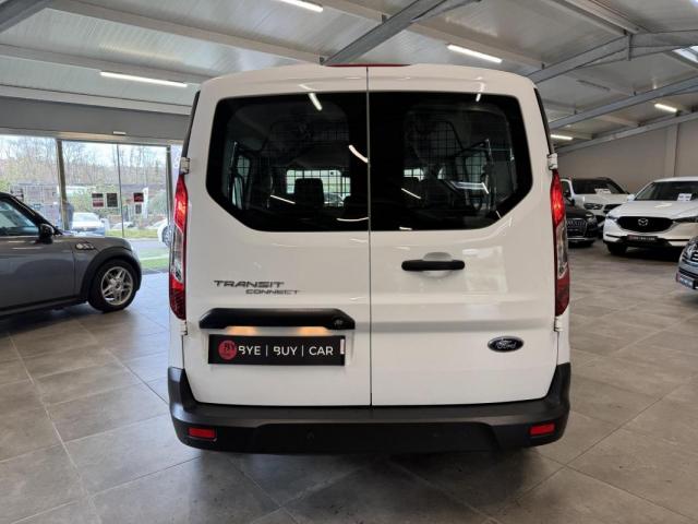 Ford Transit Connect image 8