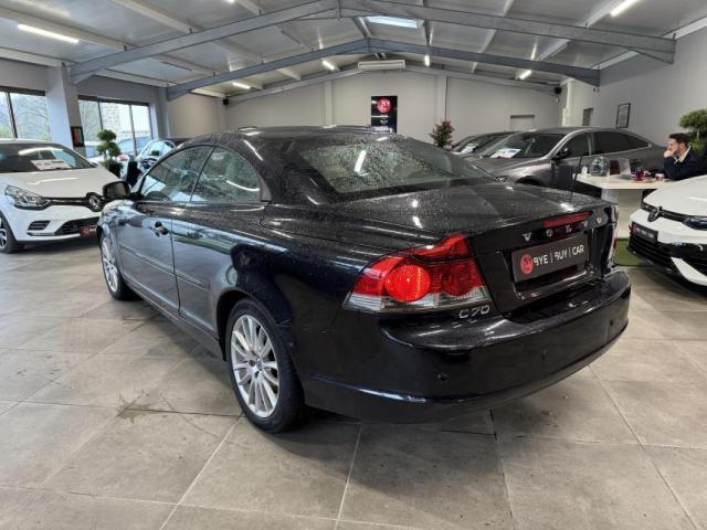 Volvo C70 image 9