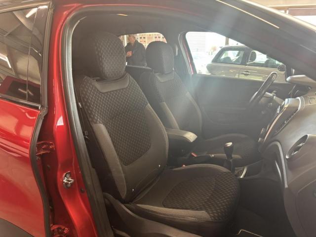 Renault Captur image 2