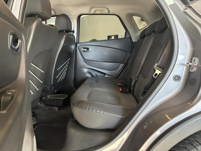 Renault Captur image 7