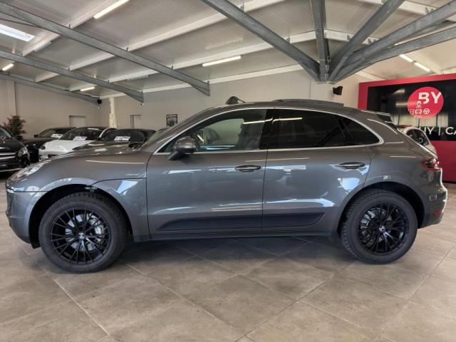 Porsche Macan image 9